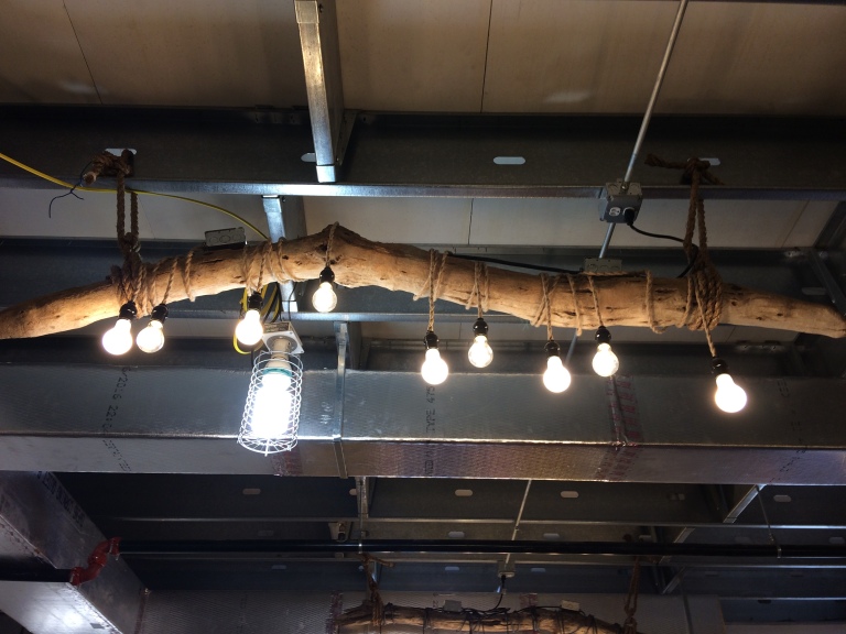 Driftwood Lighting, Checkerspot Brewing (Photo: BaltimoreBeerBaron.com